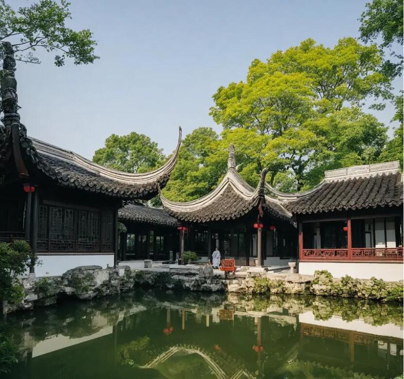 瑞丽怜蕾土建有限公司